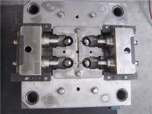 科翔模具告訴您，如何提高模具零配件加工質(zhì)量？